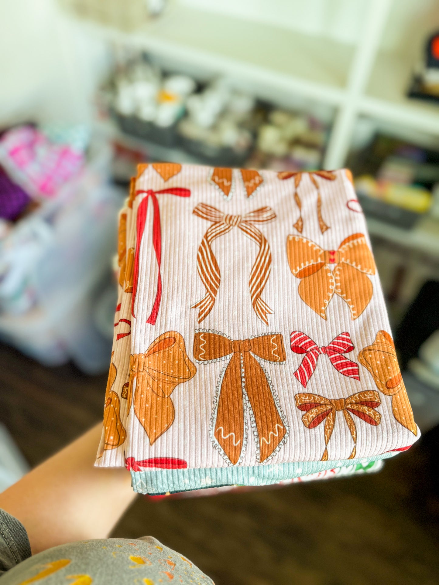 Gingerbread Bows - 1 Yard
