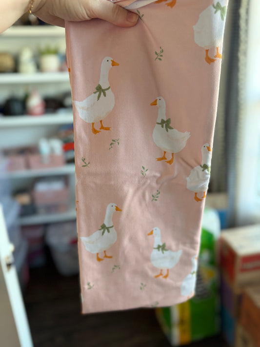 Dainty Goose (Mystery Style)