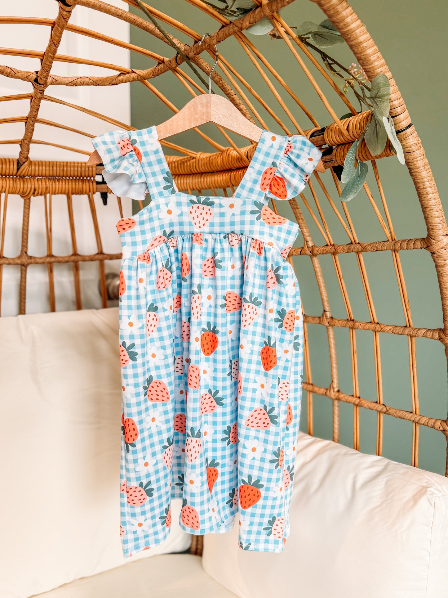 Custom Ivy Flutter Dress