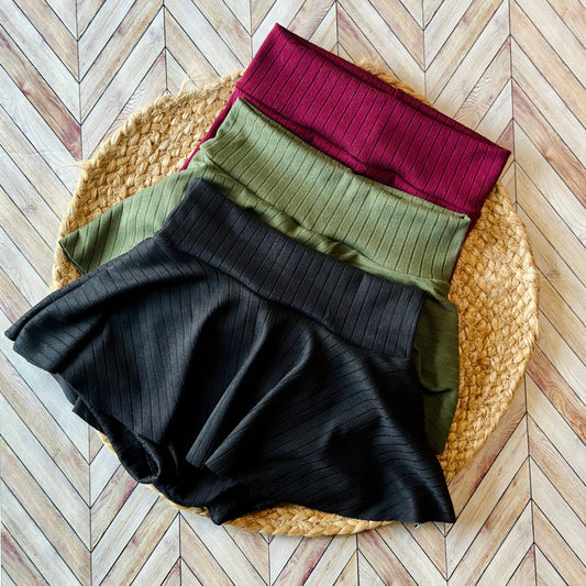 Solid Skirted Bummies (Choose Color & Size)